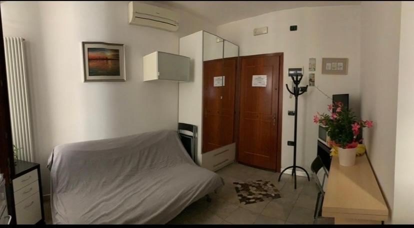 شقة Casa Manuela Non Turisti Ma Ospiti كيودجا المظهر الخارجي الصورة