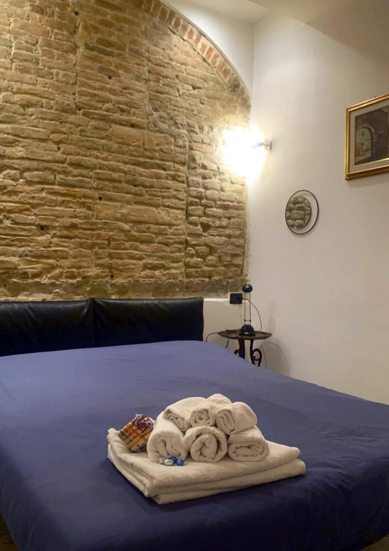 شقة Casa Manuela Non Turisti Ma Ospiti كيودجا المظهر الخارجي الصورة