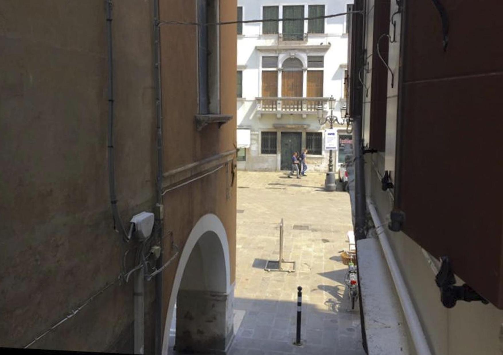 شقة Casa Manuela Non Turisti Ma Ospiti كيودجا المظهر الخارجي الصورة
