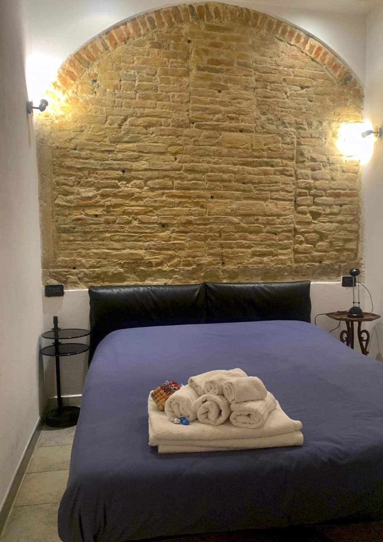 شقة Casa Manuela Non Turisti Ma Ospiti كيودجا المظهر الخارجي الصورة